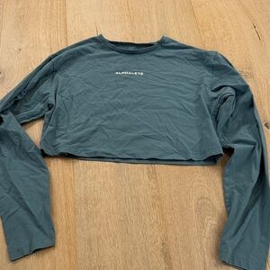 Alphalete Women's Blue Long Sleeve Crop Top